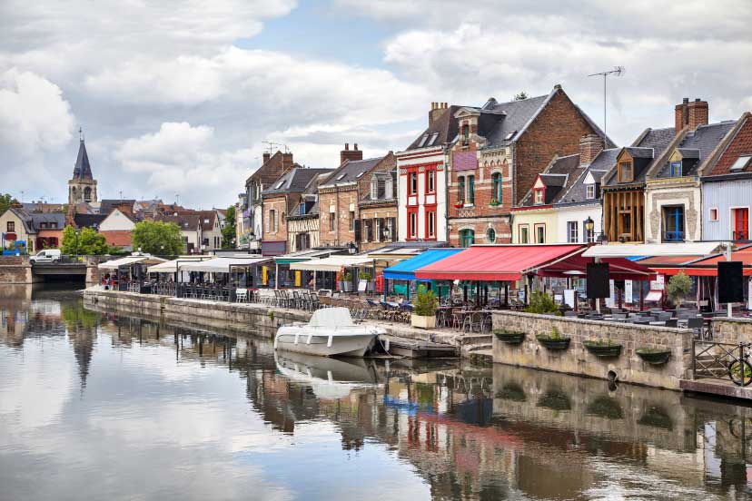 Vivre et travailler à Amiens : terrasses et gastronomie