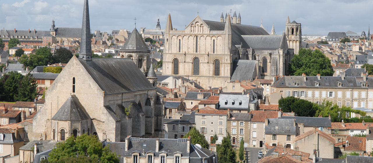 Vivre et travailler dans le centre historique de Poitiers