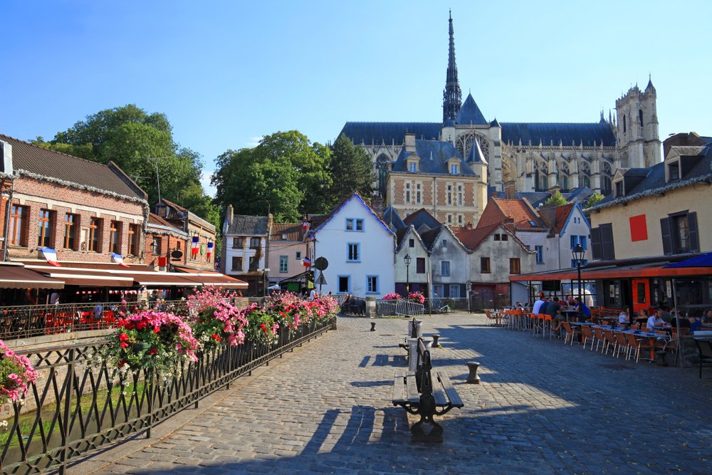 Le quartier Saint-Leu et la cathédrale d'Amiens.