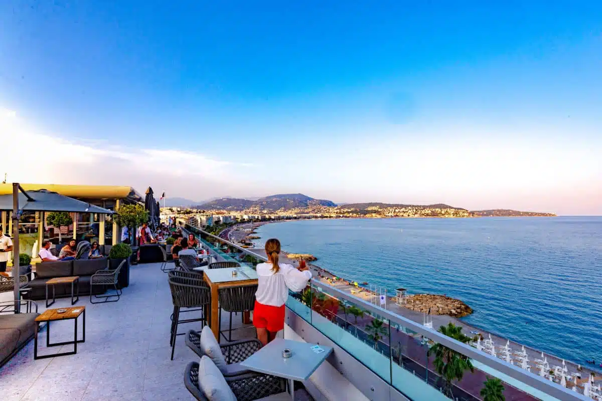 Travailler à Nice avec vue sur mer