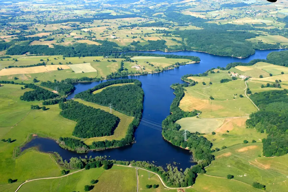 vue aérienne du lac Montaubry.